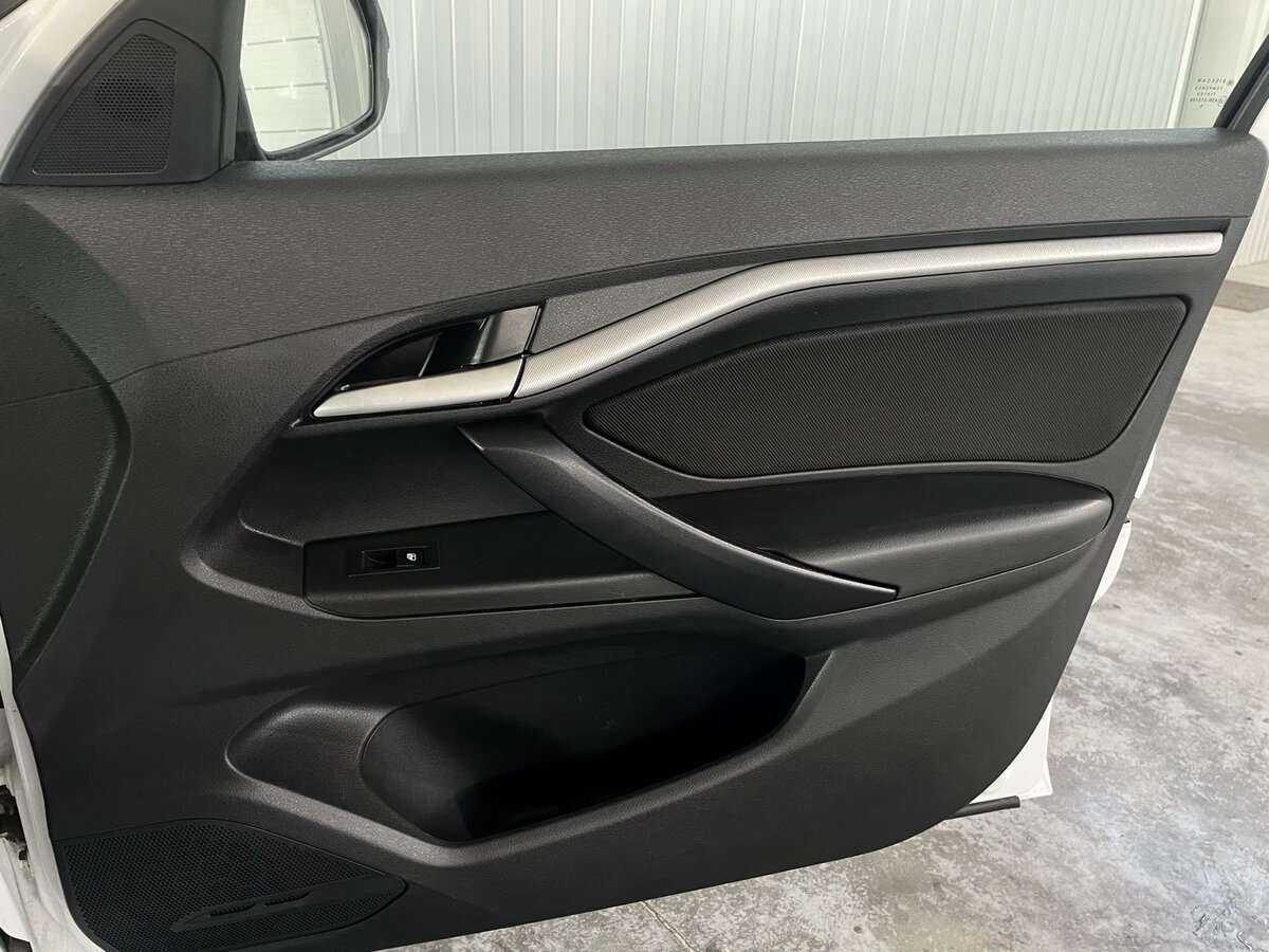 Lada (ВАЗ) Vesta б/у, 2017, Механическая. Фото: #18