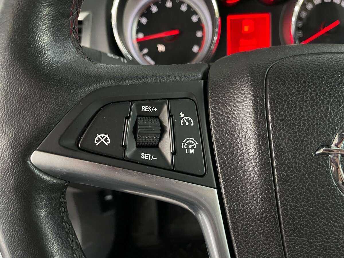 Opel Astra б/у, 2014, Автоматическая. Фото: #10