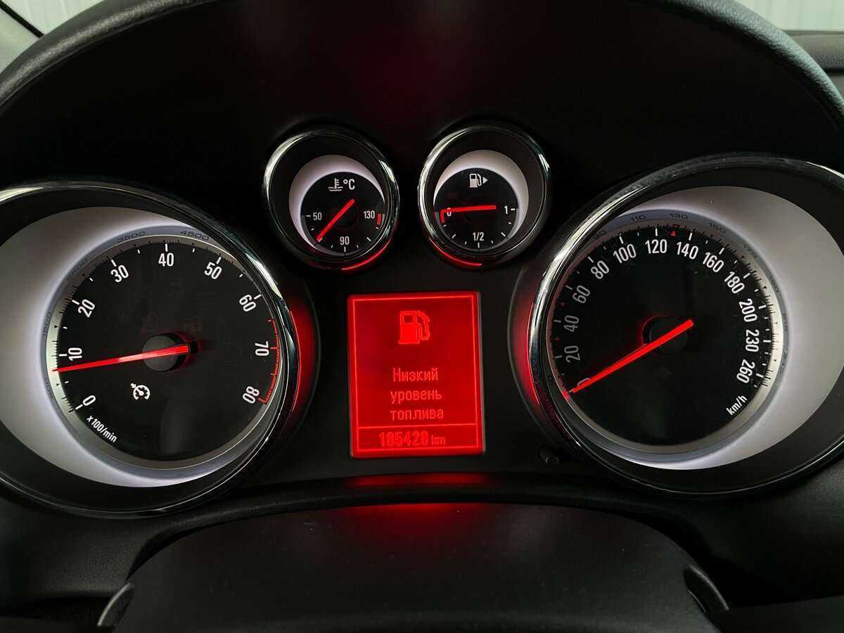 Opel Astra б/у, 2014, Автоматическая. Фото: #12