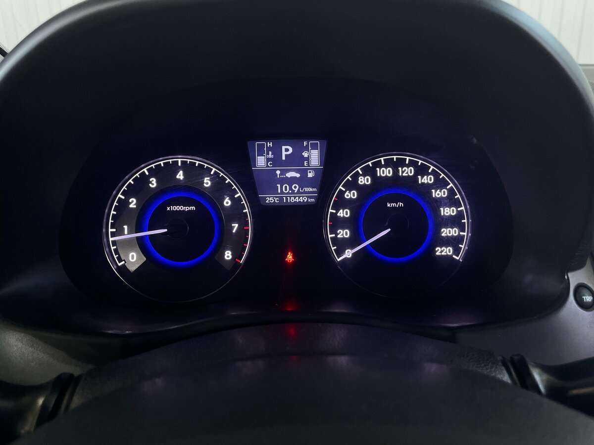 Hyundai Solaris б/у, 2016, Автоматическая. Фото: #12