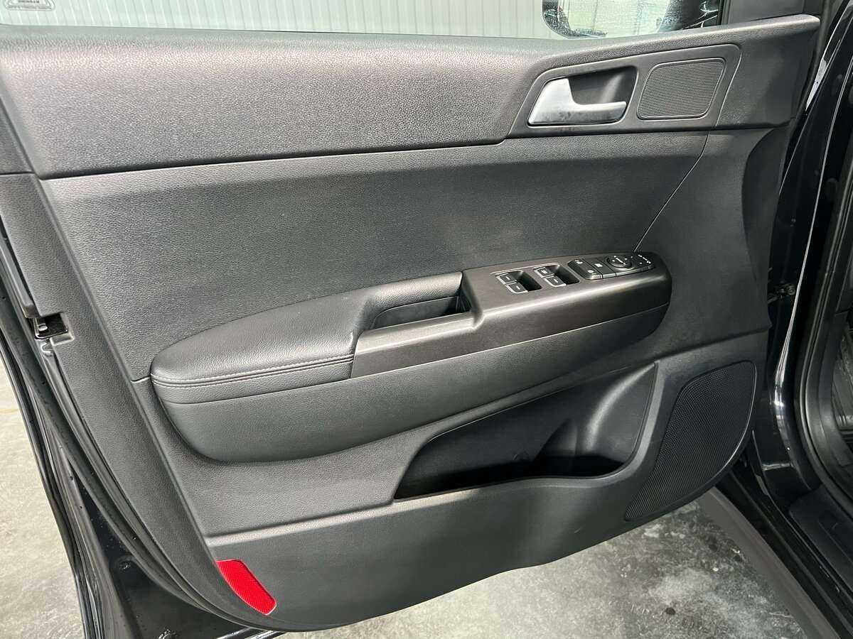 Kia Sportage б/у, 2016, Автоматическая. Фото: #8