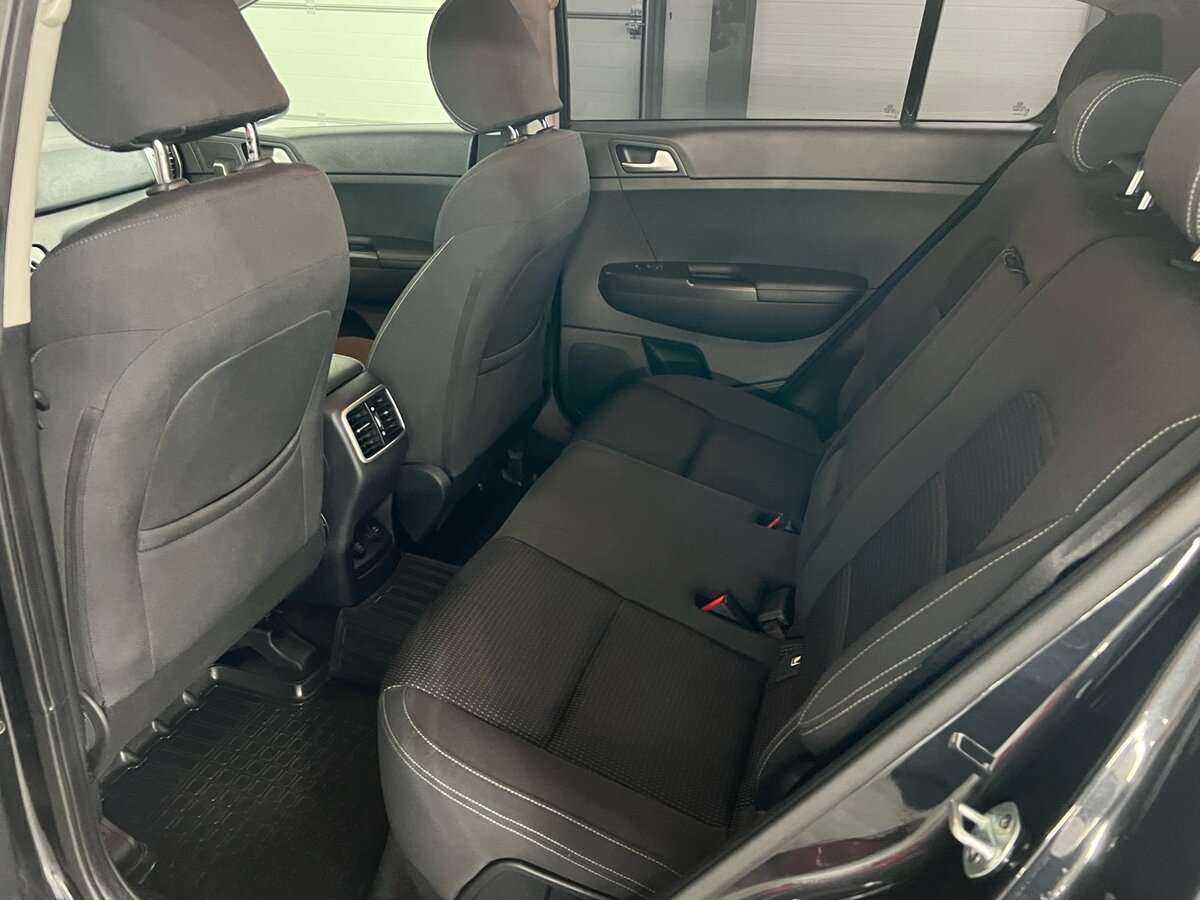 Kia Sportage б/у, 2016, Автоматическая. Фото: #16