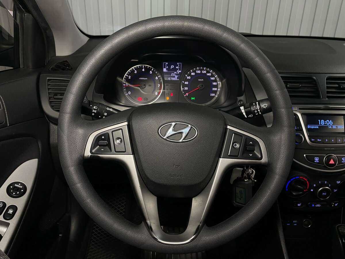 Hyundai Solaris б/у, 2016, Автоматическая. Фото: #9