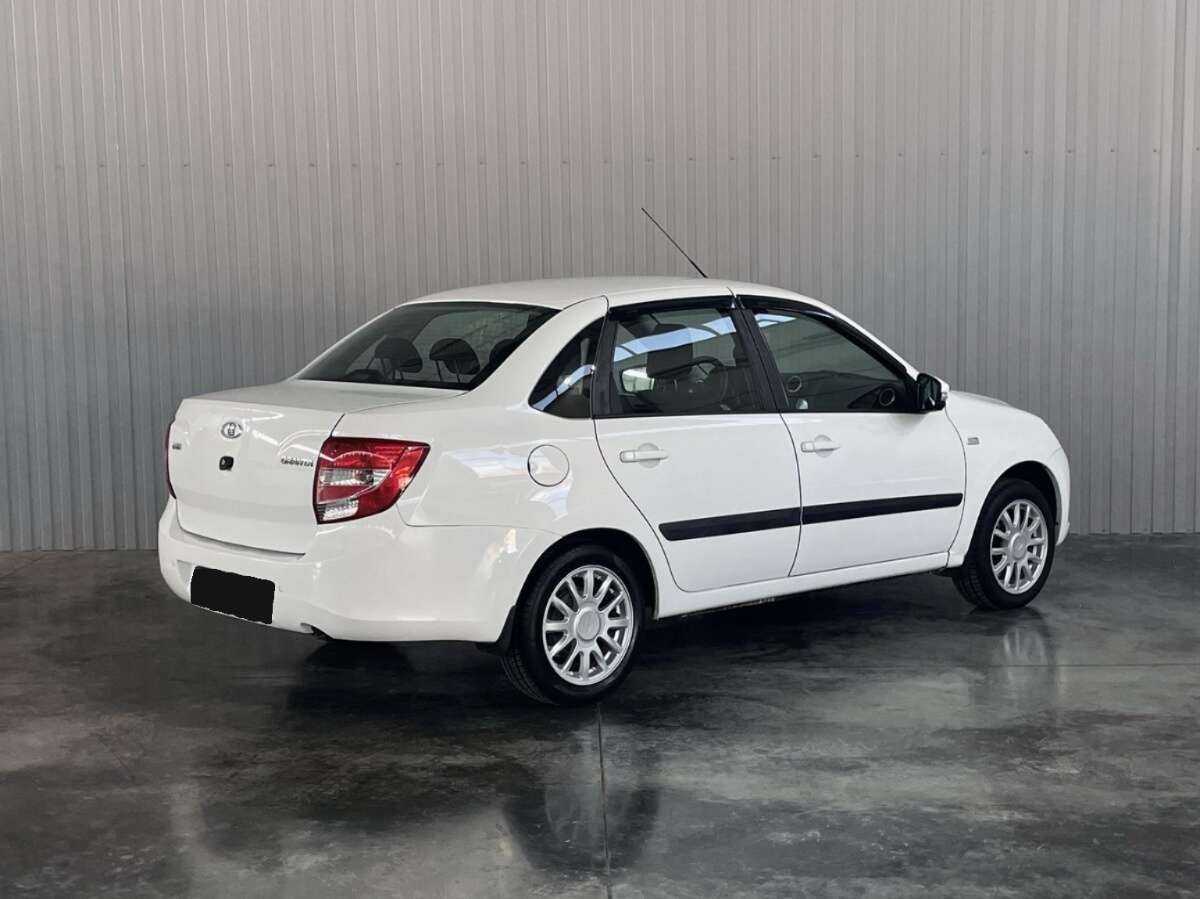 Lada (ВАЗ) Granta б/у, 2016, Механическая. Фото: #4