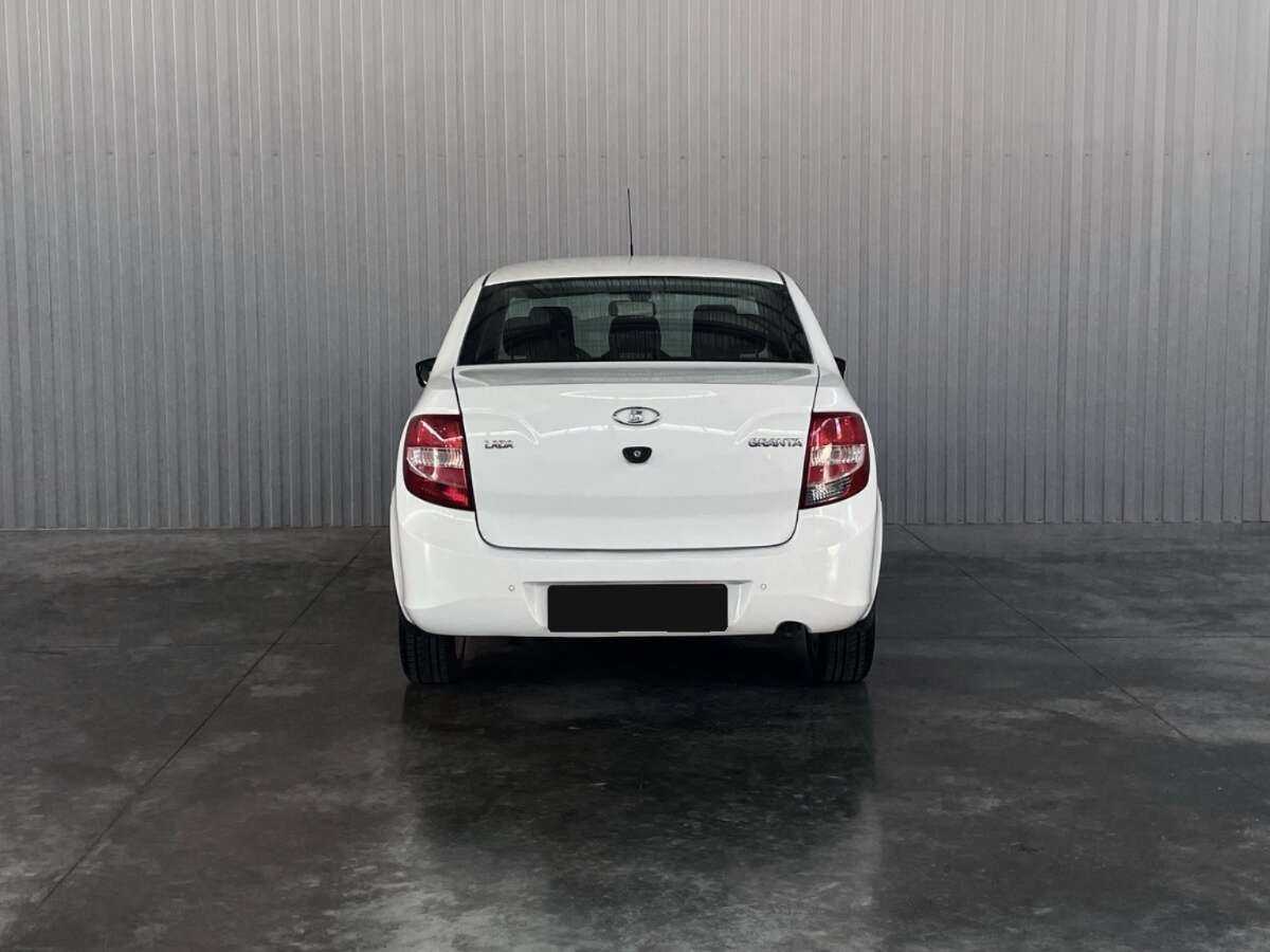 Lada (ВАЗ) Granta б/у, 2016, Механическая. Фото: #5