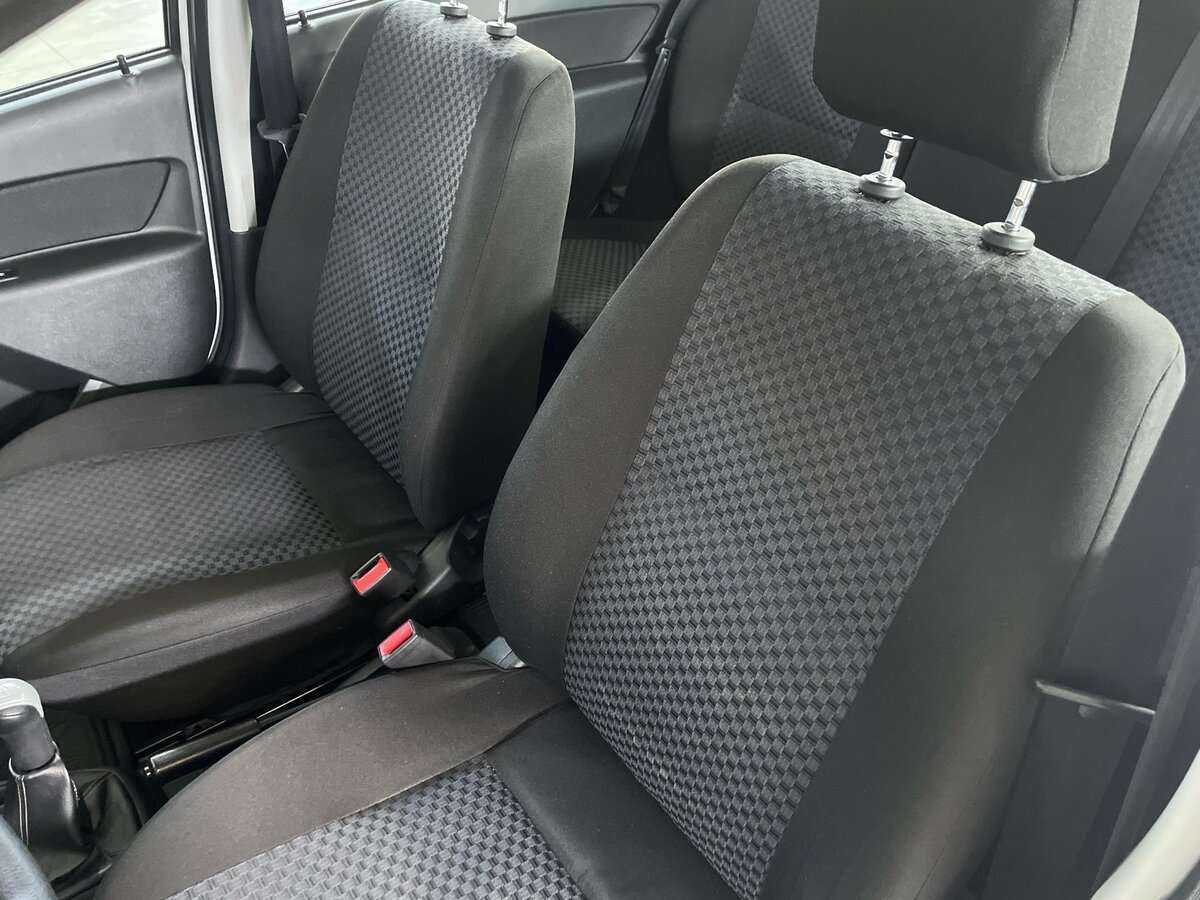 Lada (ВАЗ) Granta б/у, 2016, Механическая. Фото: #12