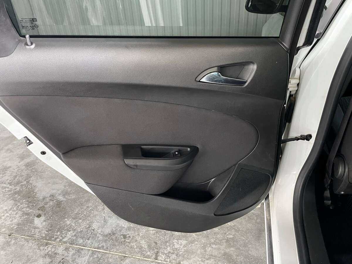 Opel Astra б/у, 2013, Автоматическая. Фото: #17