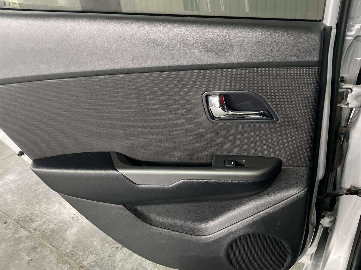 Kia Rio б/у, 2014, Автоматическая. Фото: #18