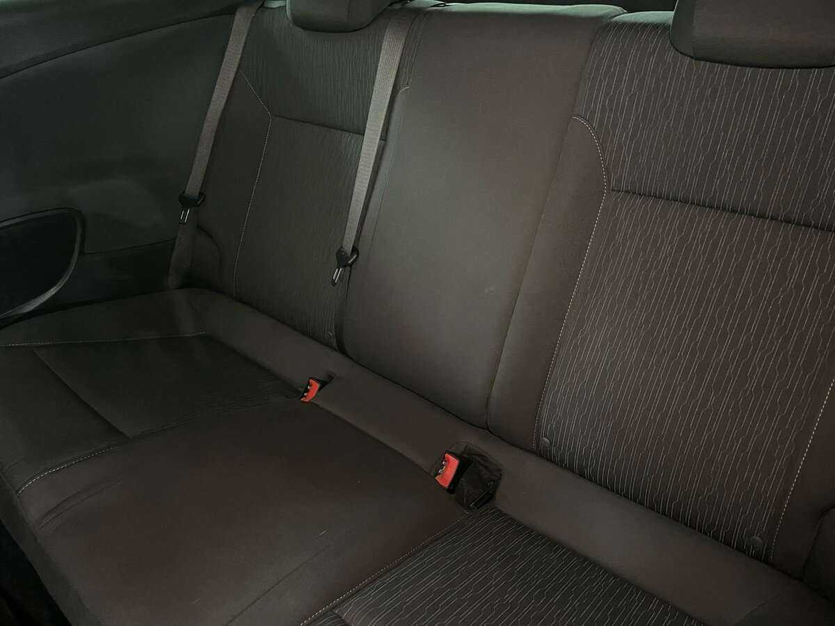 Opel Astra б/у, 2012, Механическая. Фото: #14