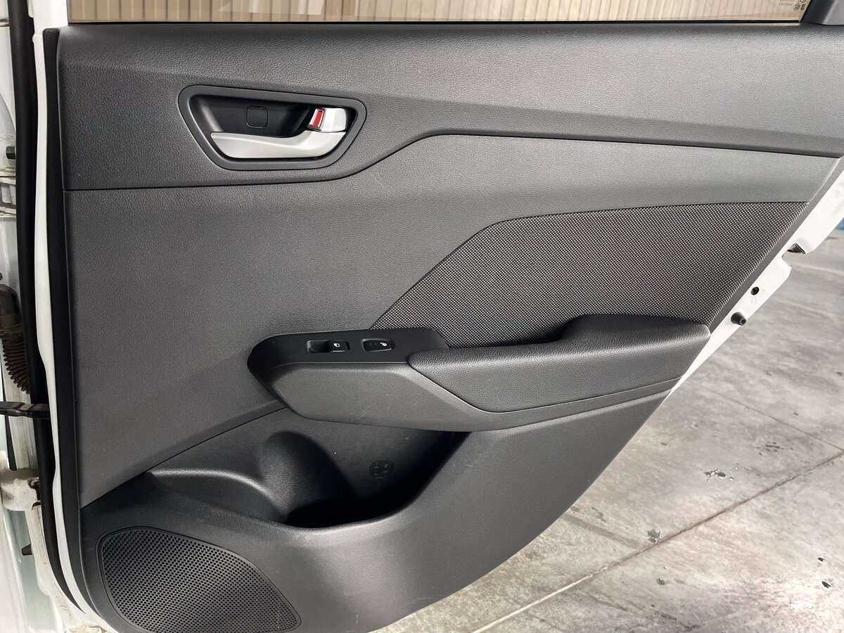 Hyundai Solaris б/у, 2018, Автоматическая. Фото: #20