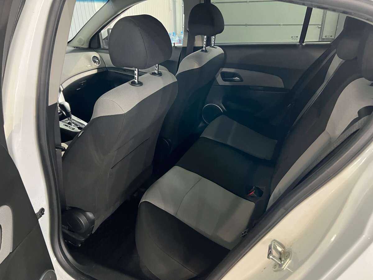Chevrolet Cruze б/у, 2013, Автоматическая. Фото: #16