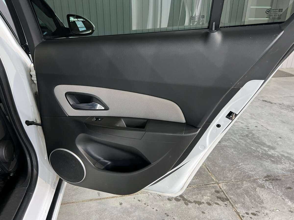 Chevrolet Cruze б/у, 2013, Автоматическая. Фото: #18