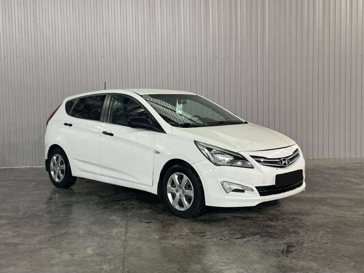 Hyundai Solaris б/у, 2014, Механическая. Фото: #2