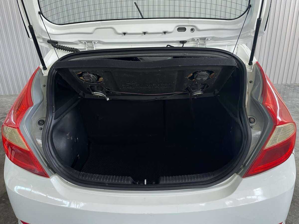 Hyundai Solaris б/у, 2014, Механическая. Фото: #21