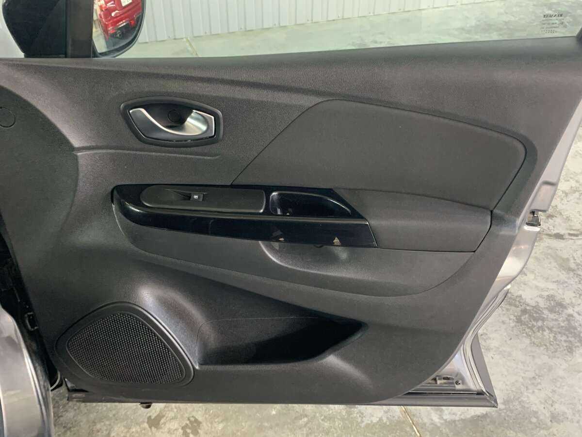 Renault Kaptur б/у, 2022, Вариатор. Фото: #19