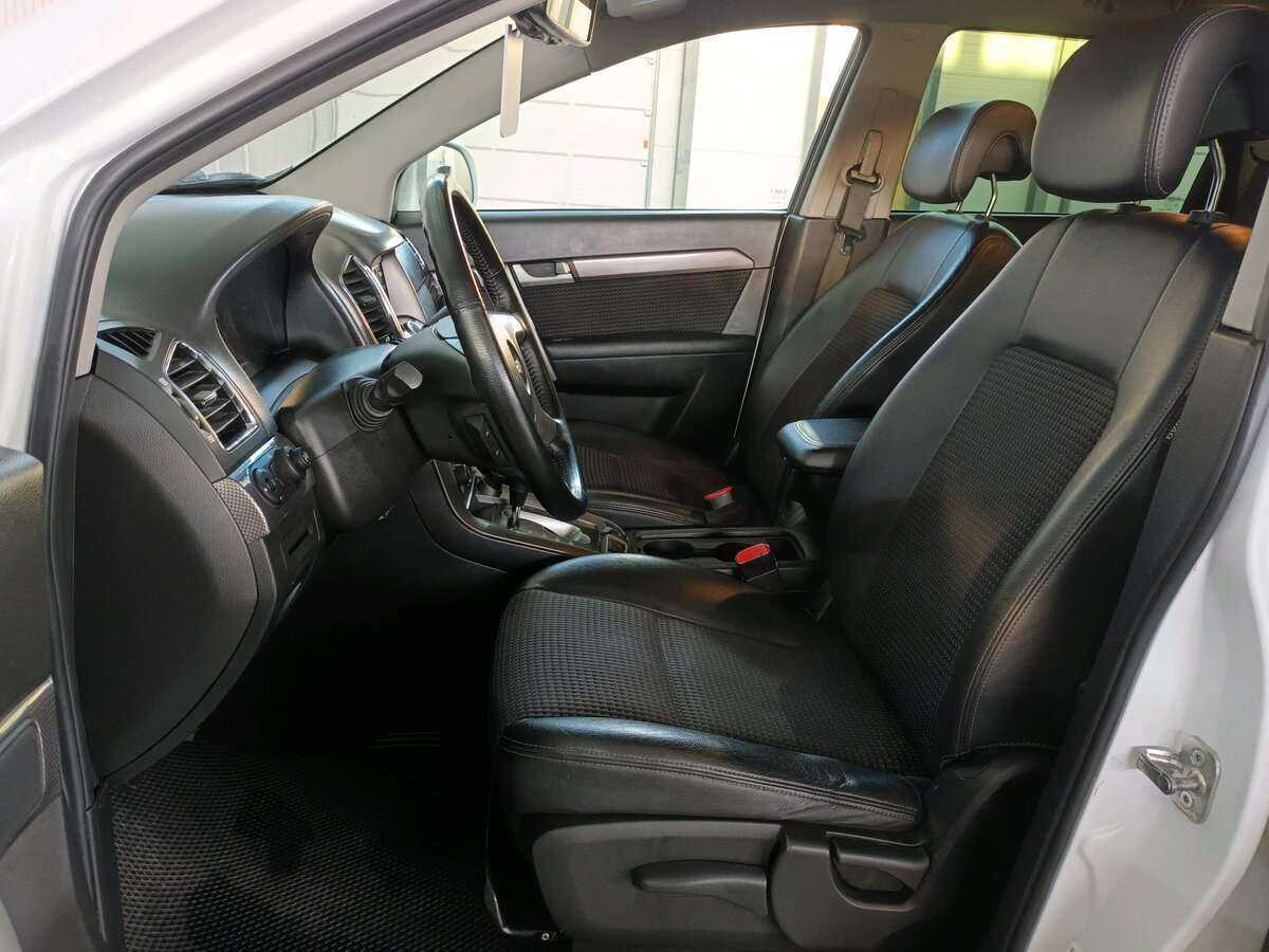 Chevrolet Captiva б/у, 2012, Автоматическая. Фото: #13
