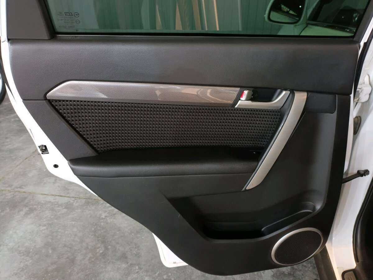 Chevrolet Captiva б/у, 2012, Автоматическая. Фото: #18