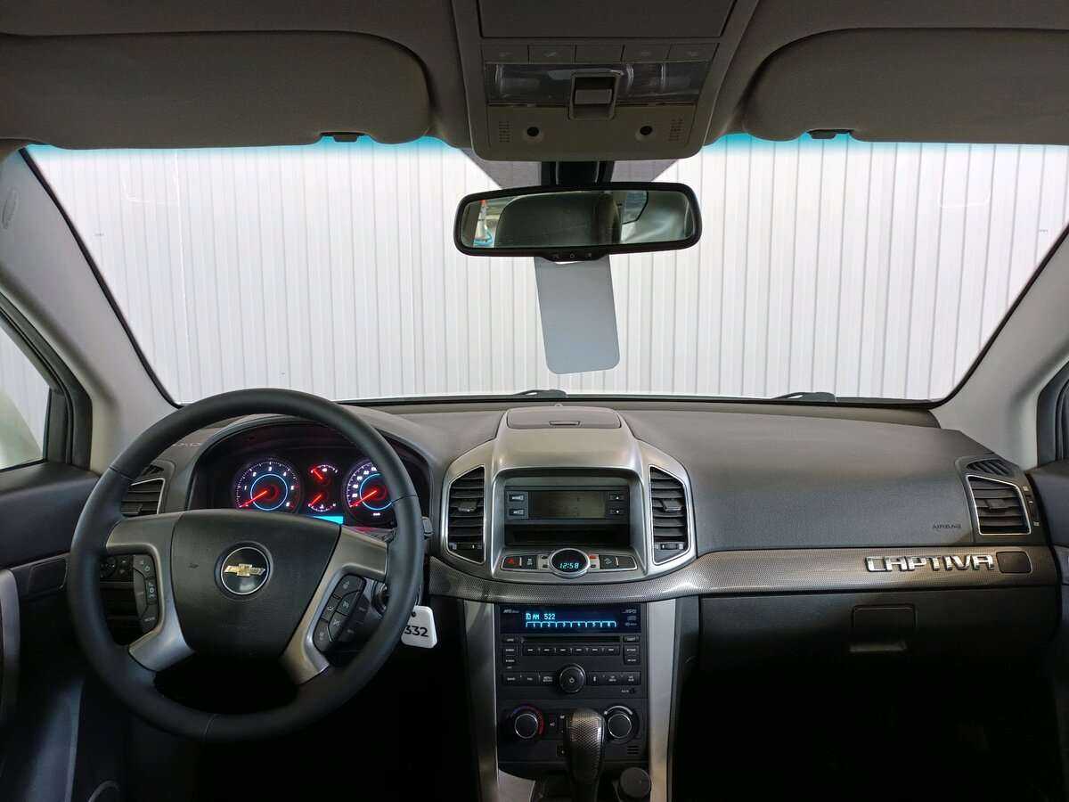 Chevrolet Captiva б/у, 2013, Автоматическая. Фото: #8