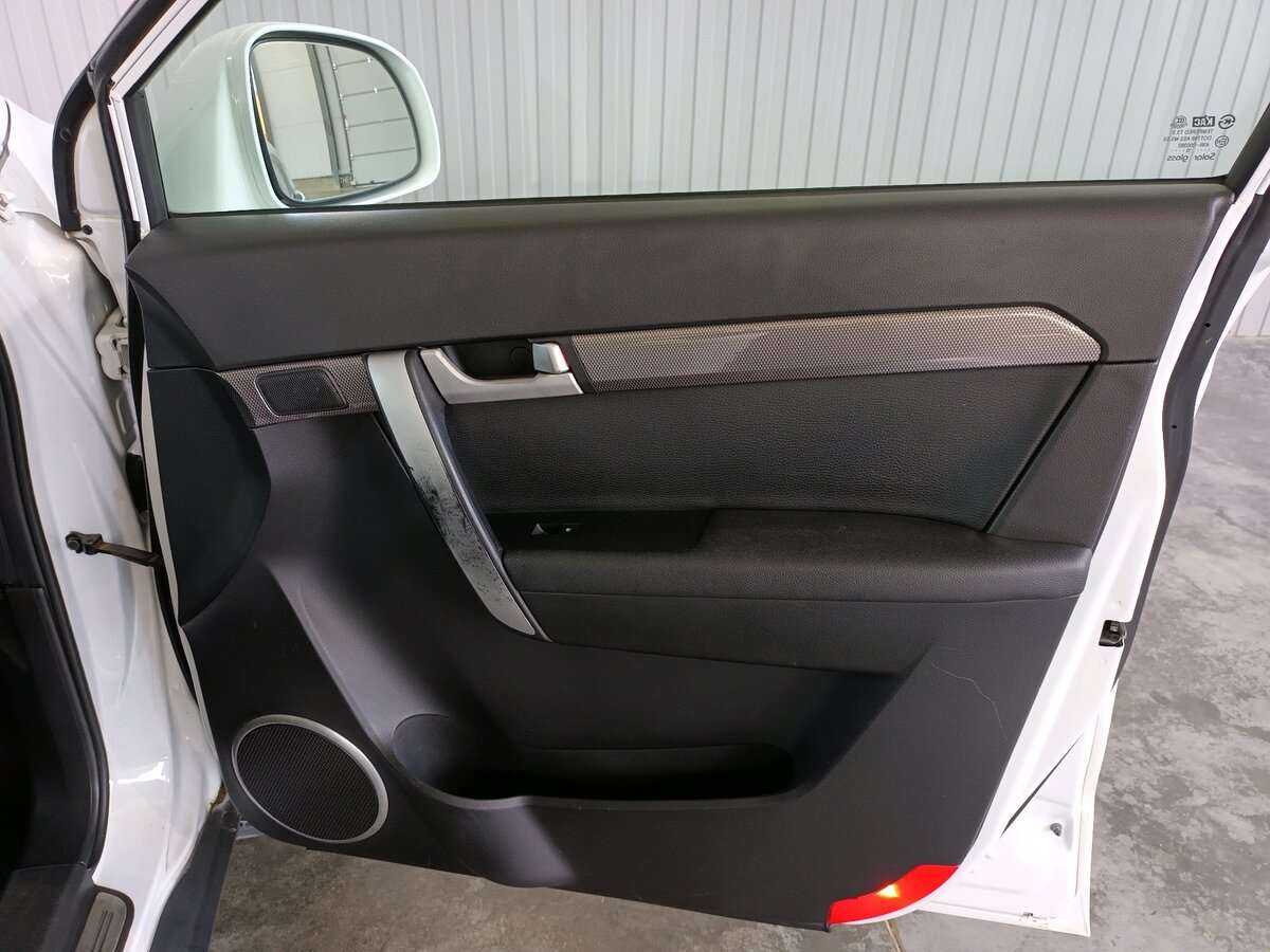 Chevrolet Captiva б/у, 2013, Автоматическая. Фото: #19