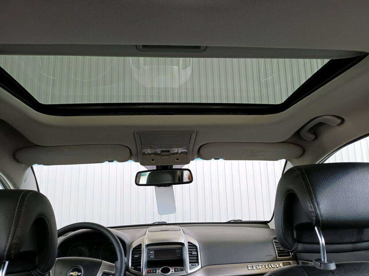 Chevrolet Captiva б/у, 2013, Автоматическая. Фото: #21
