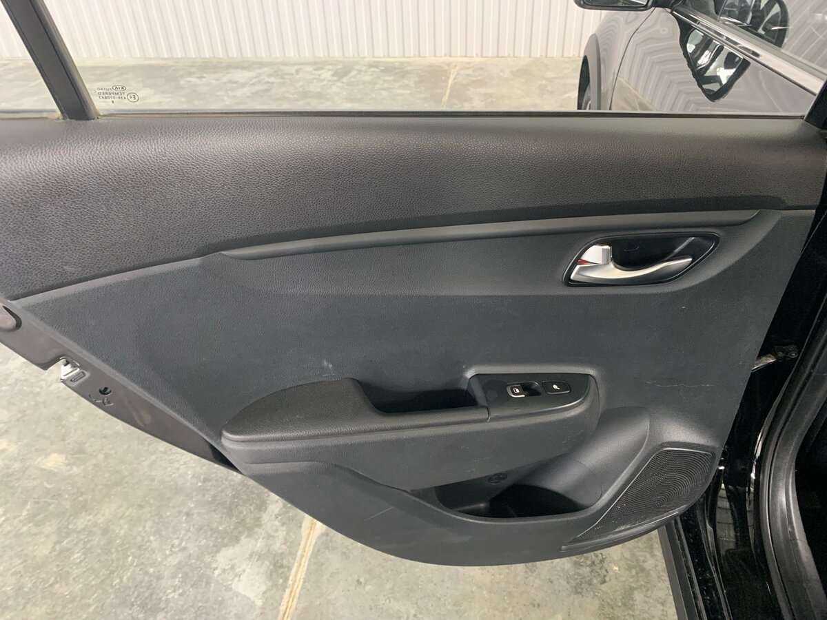 Kia Rio б/у, 2018, Автоматическая. Фото: #17