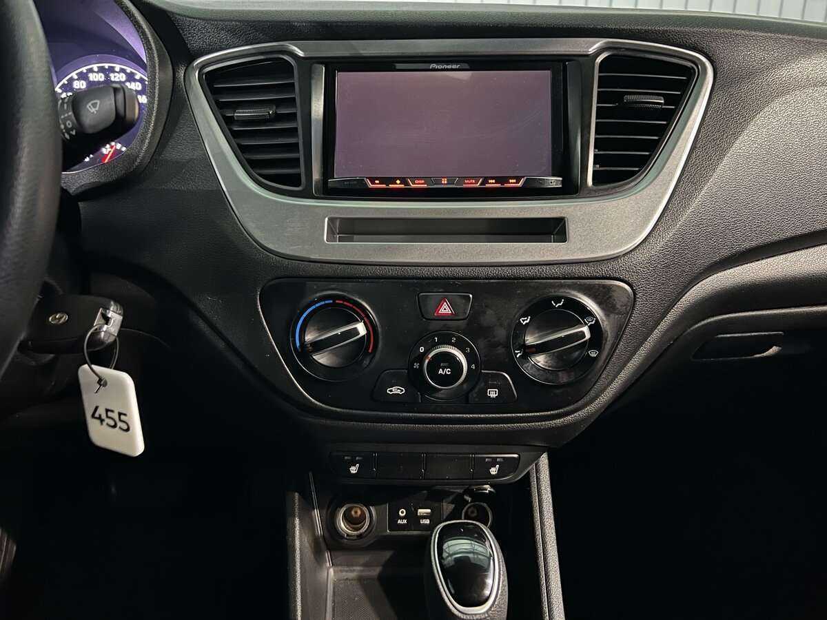 Hyundai Solaris б/у, 2018, Автоматическая. Фото: #12