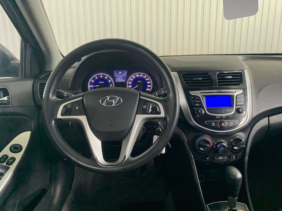 Hyundai Solaris б/у, 2012, Автоматическая. Фото: #8