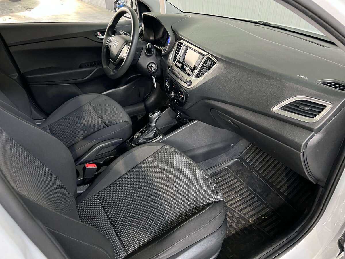 Hyundai Solaris б/у, 2021, Автоматическая. Фото: #9