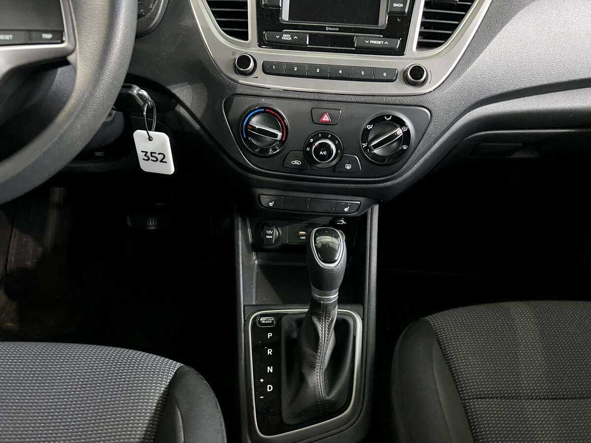 Hyundai Solaris б/у, 2021, Автоматическая. Фото: #12