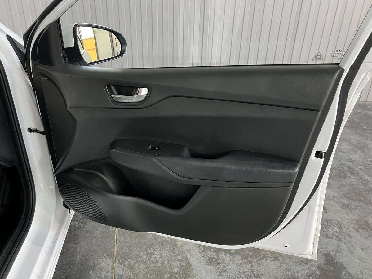 Hyundai Solaris б/у, 2021, Автоматическая. Фото: #13