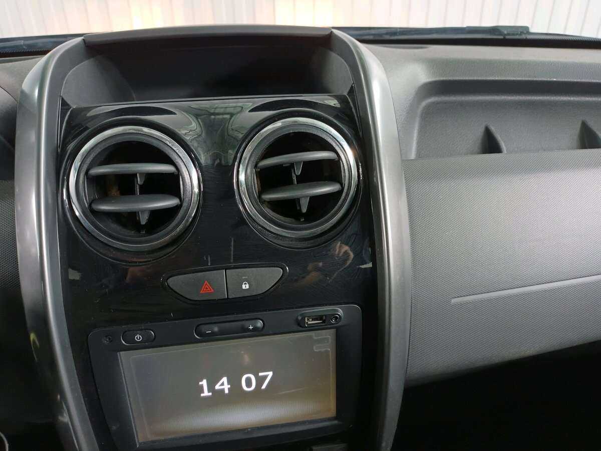 Renault Duster б/у, 2018, Механическая. Фото: #9