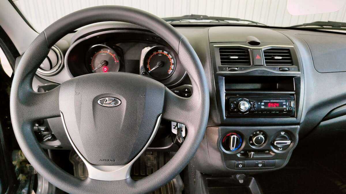 Lada (ВАЗ) Granta б/у, 2021, Механическая. Фото: #8