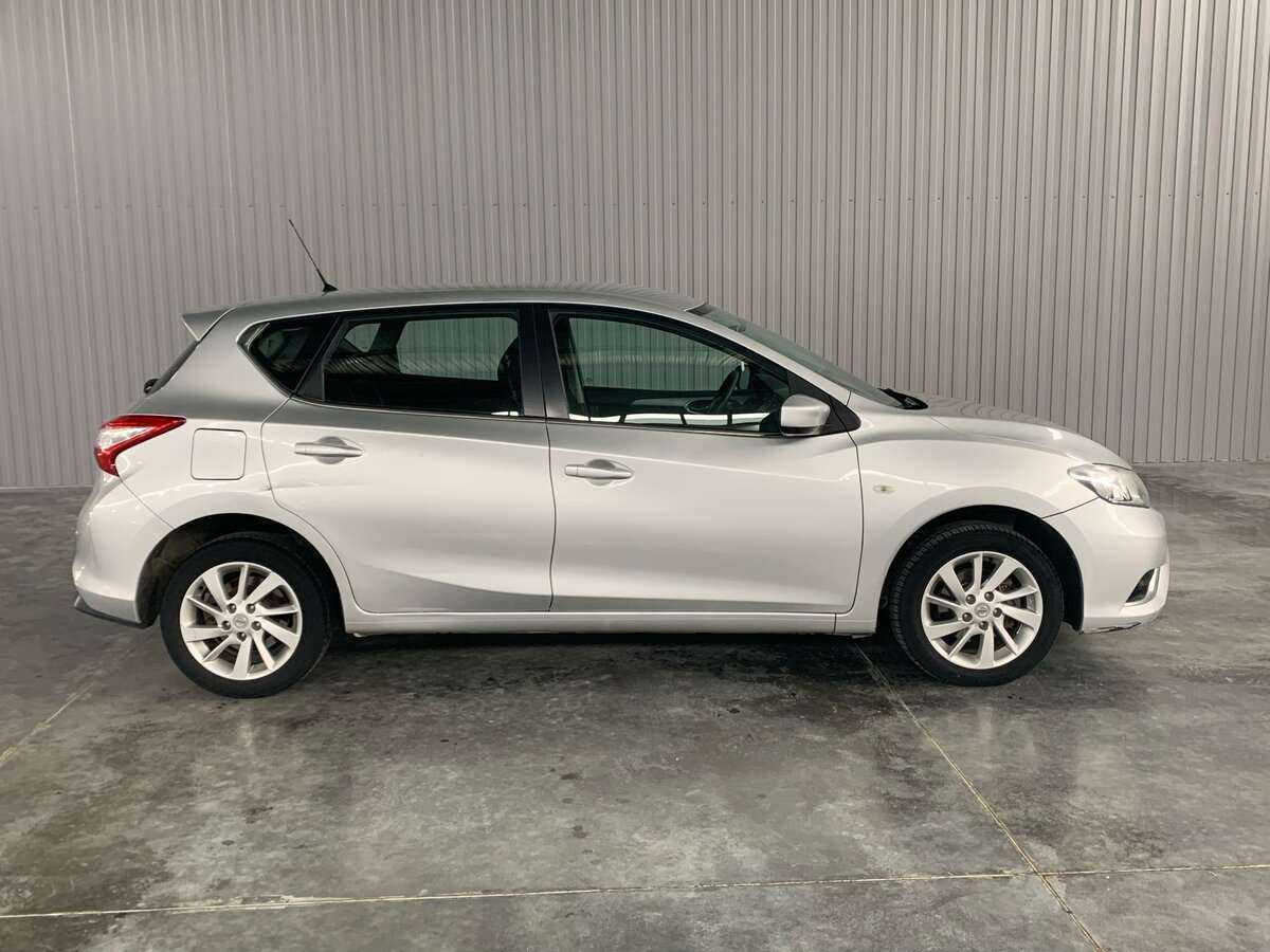 Nissan Tiida б/у, 2015, Вариатор. Фото: #3