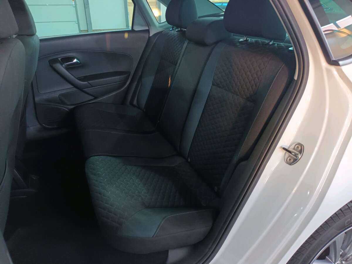 Volkswagen Polo б/у, 2019, Механическая. Фото: #11