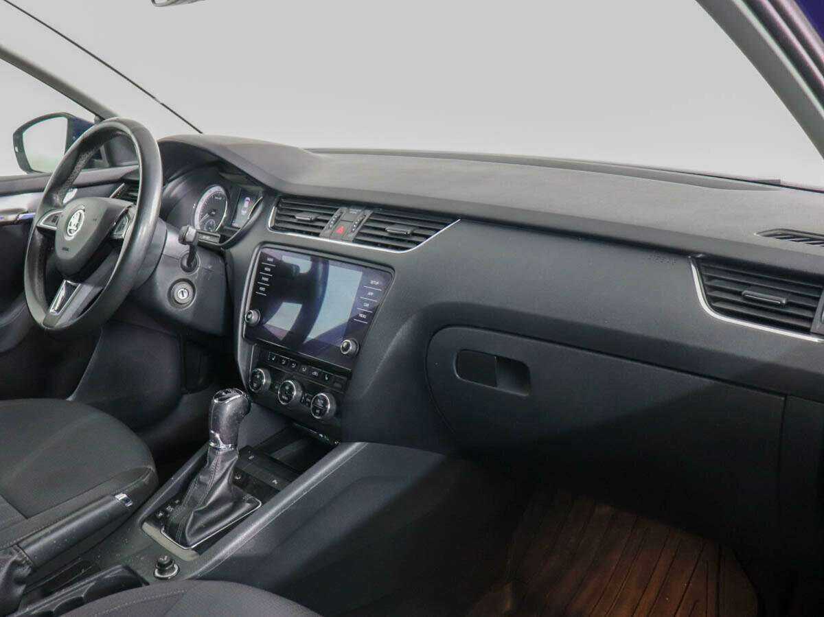 Skoda Octavia б/у, 2017, Роботизированная. Фото: #8