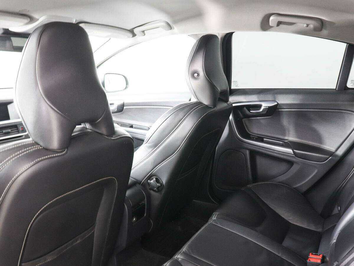 Volvo S60 б/у, 2014, Автоматическая. Фото: #10