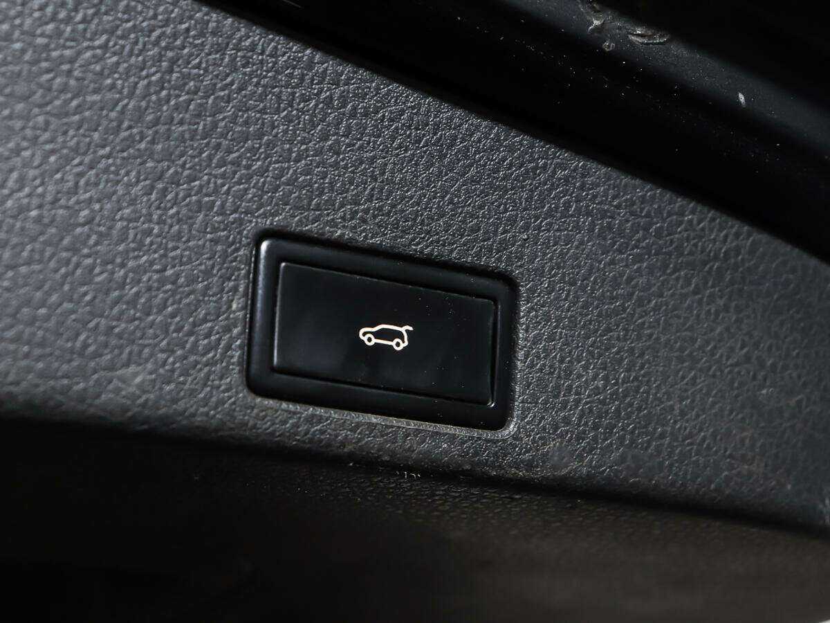 Фольксваген Туарег б/у, 2013, Автоматическая. Фото: #15