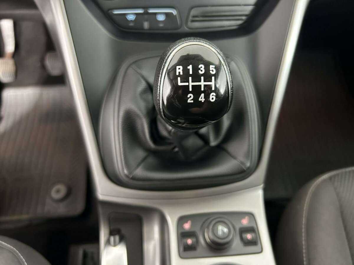 Форд Куга б/у, 2015, Механическая. Фото: #12