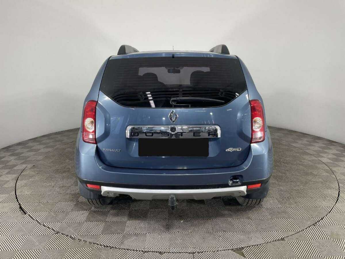 Renault Duster б/у, 2012, Механическая. Фото: #2