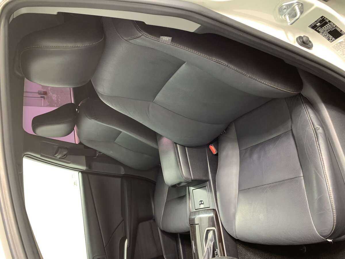 Тойота Камри б/у, 2016, Автоматическая. Фото: #10