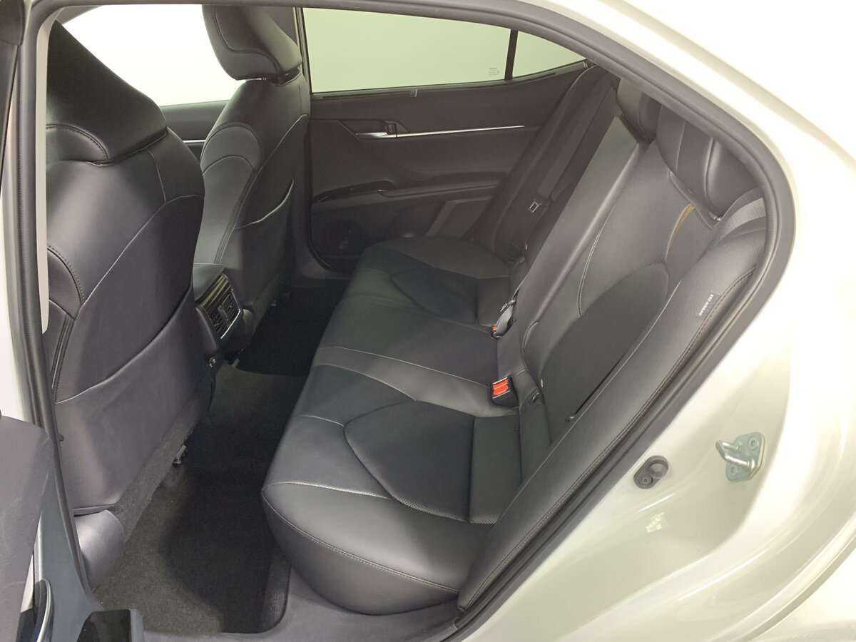 Toyota Camry б/у, 2021, Автоматическая. Фото: #9