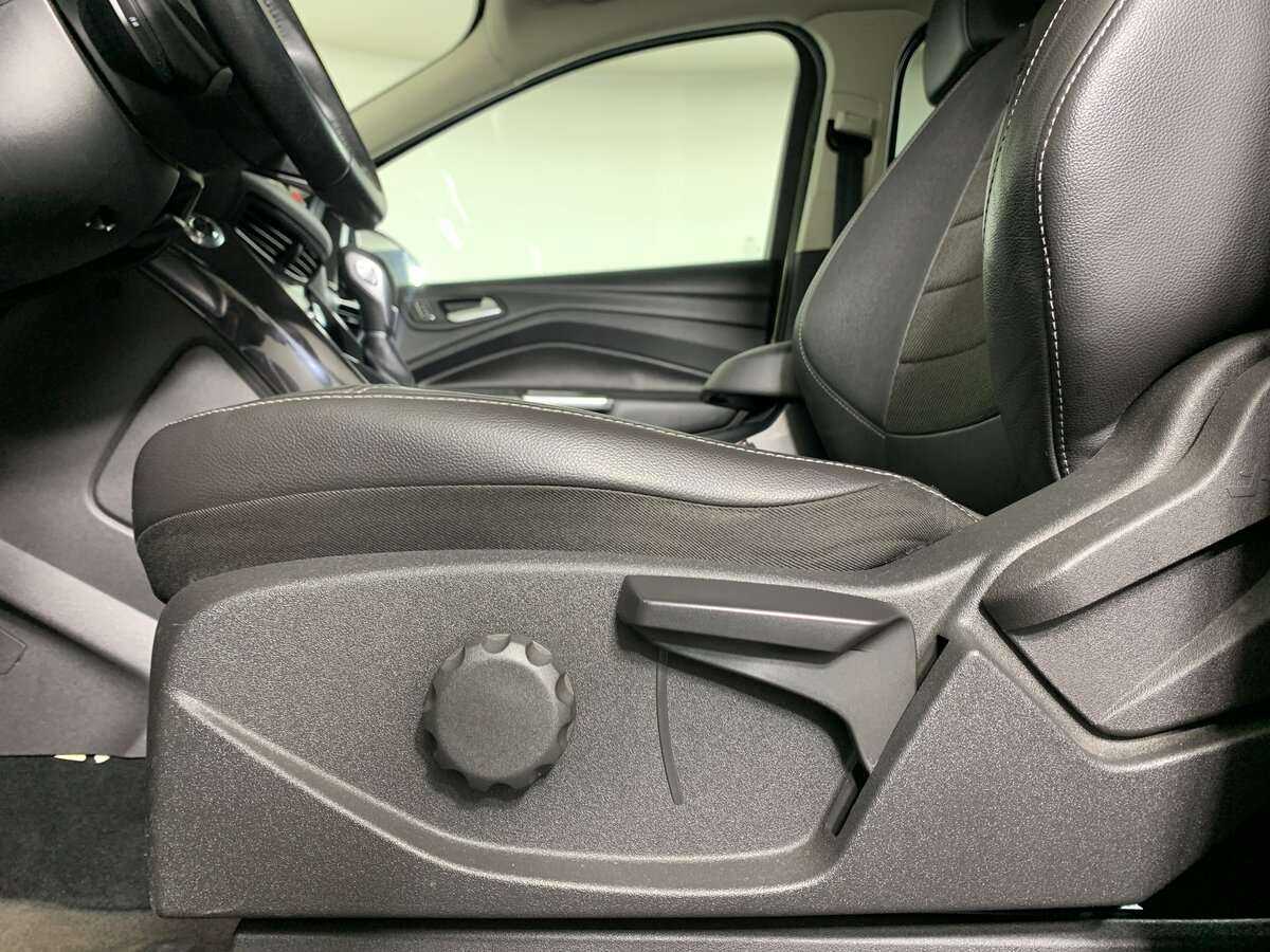 Ford Kuga б/у, 2014, Автоматическая. Фото: #13