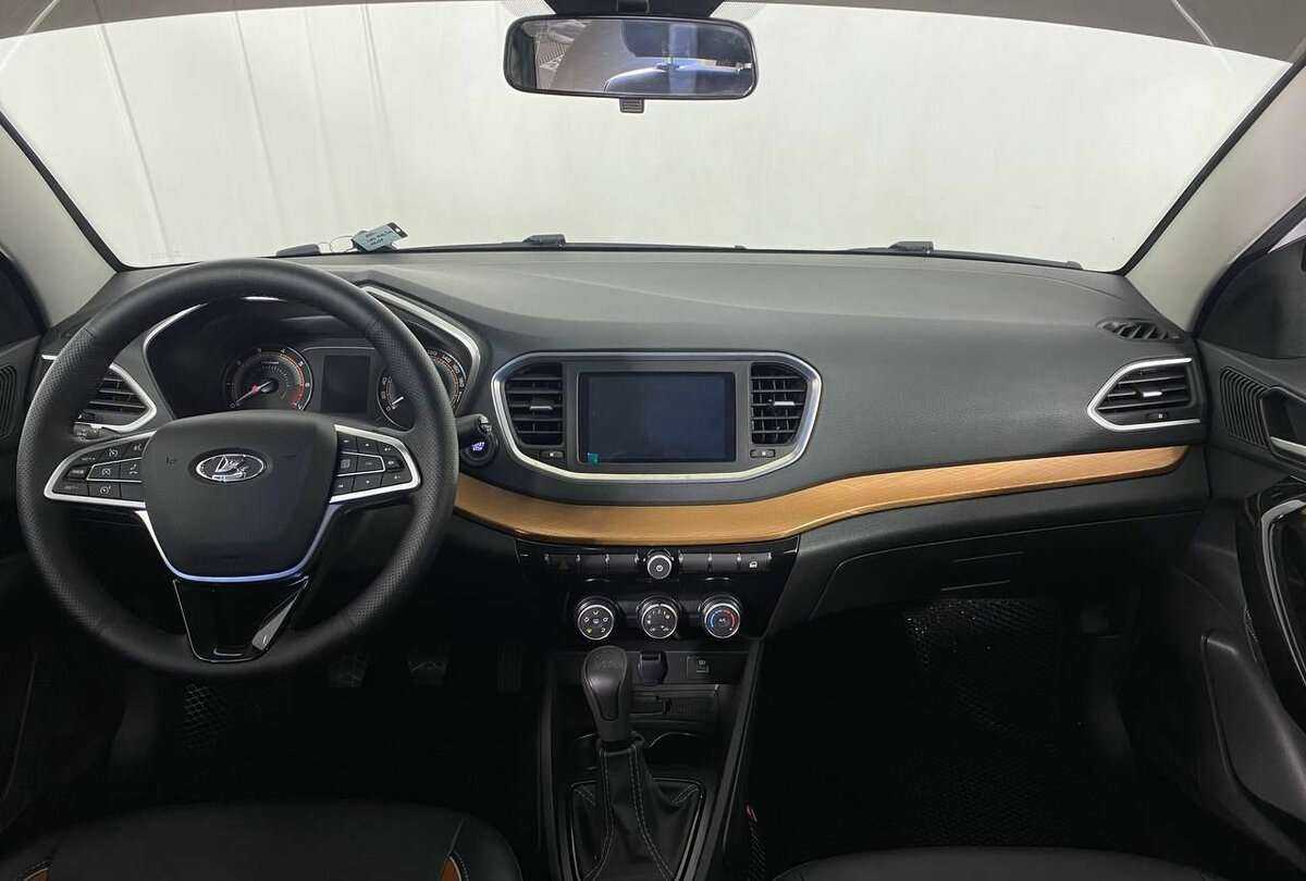 Lada (ВАЗ) Vesta б/у, 2023, Механическая. Фото: #9