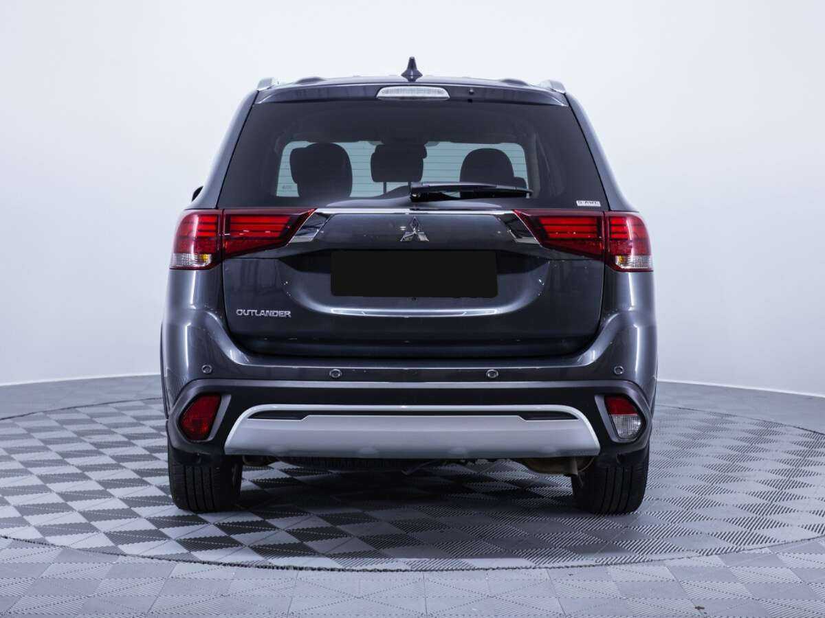 Mitsubishi Outlander б/у, 2021, Вариатор. Фото: #5
