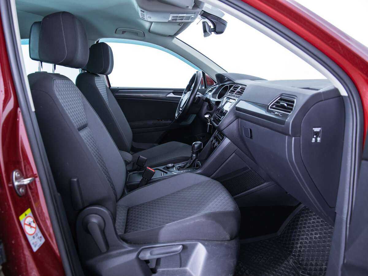 Volkswagen Tiguan б/у, 2017, Роботизированная. Фото: #9