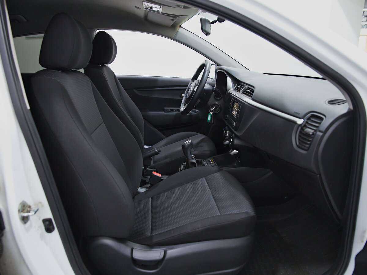 Kia Rio б/у, 2020, Механическая. Фото: #11