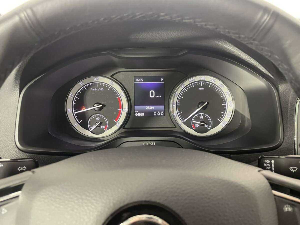 Skoda Karoq б/у, 2020, Автоматическая. Фото: #7