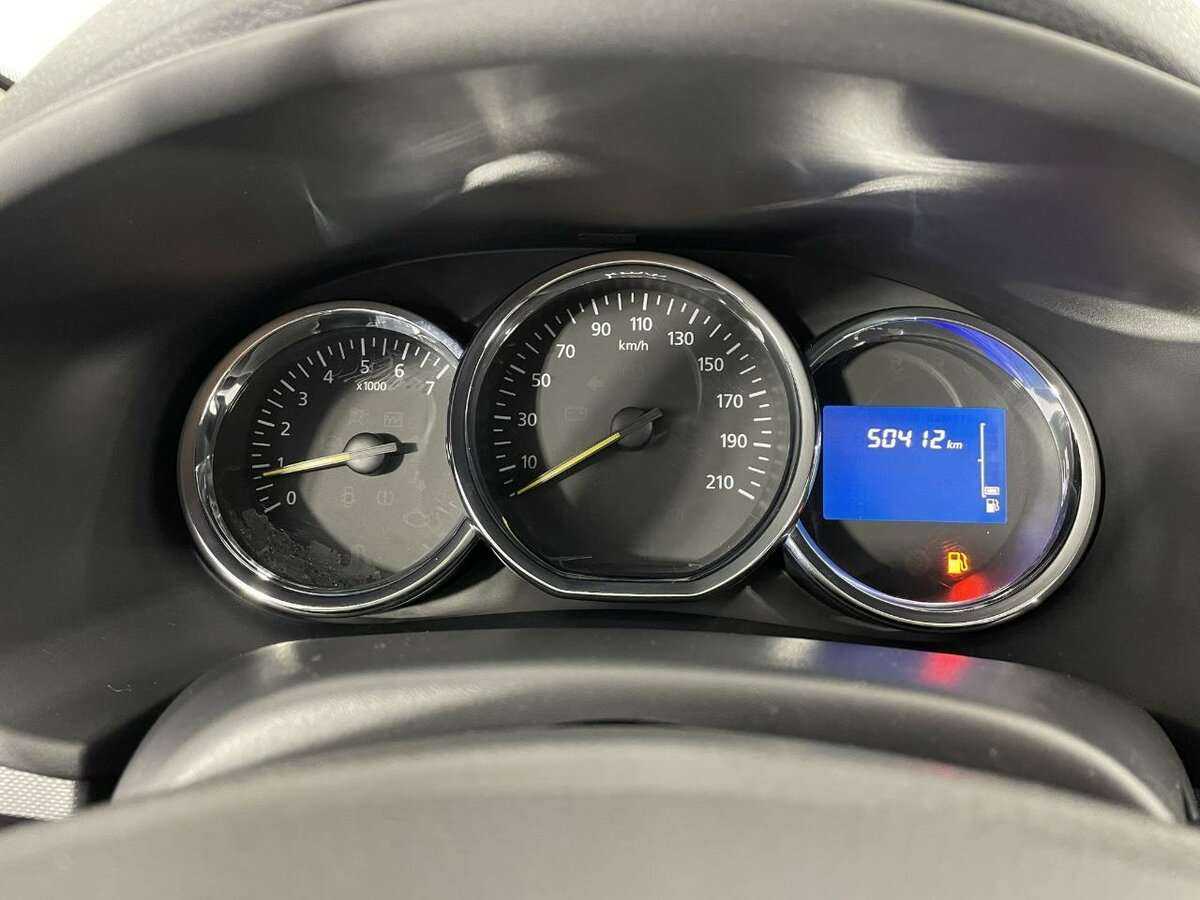 Renault Logan б/у, 2016, Механическая. Фото: #10