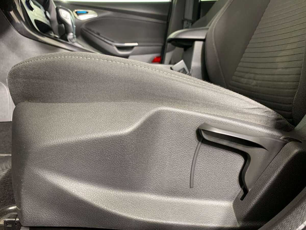 Ford Focus б/у, 2016, Автоматическая. Фото: #16