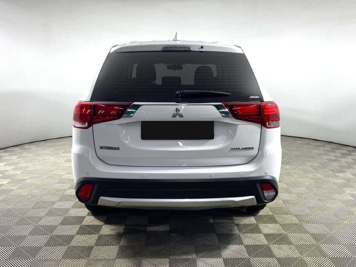Mitsubishi Outlander б/у, 2017, Вариатор. Фото: #5